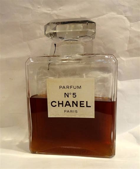 chanel n 5 factice|chanel 5 bottle review.